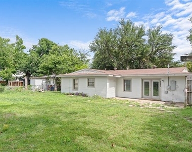 5860 Tracyne Drive - Photo Thumbnail 14