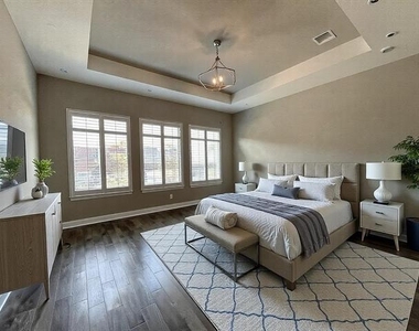 1400 Daisy Corner Drive - Photo Thumbnail 7