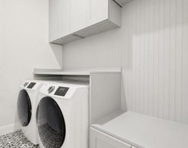 16601 Highland Drive - Photo Thumbnail 16
