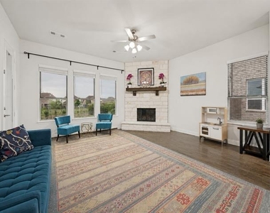 16601 Highland Drive - Photo Thumbnail 12