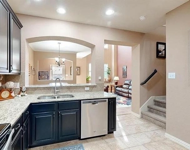 6948 Carrington Lane - Photo Thumbnail 3