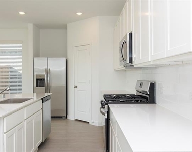 2220 Pommel Lane - Photo Thumbnail 28