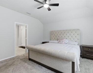 16308 Caledonia Court - Photo Thumbnail 27