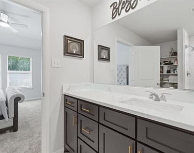 16308 Caledonia Court - Photo Thumbnail 31