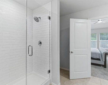 16308 Caledonia Court - Photo Thumbnail 30