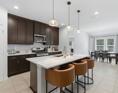16308 Caledonia Court - Photo Thumbnail 12