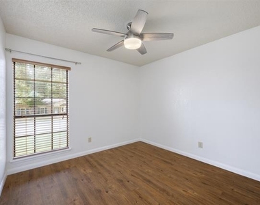 4504 Keys Drive - Photo Thumbnail 7