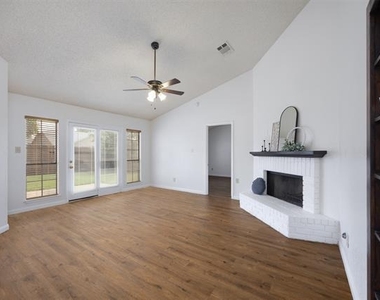 4504 Keys Drive - Photo Thumbnail 14