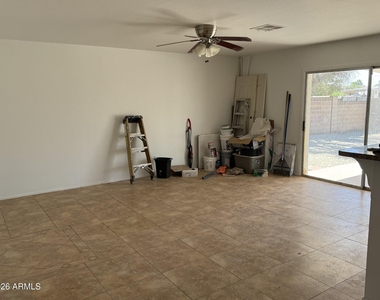 3321 W Cholla Street - Photo Thumbnail 3