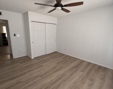 3321 W Cholla Street - Photo Thumbnail 15