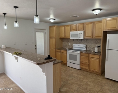 3321 W Cholla Street - Photo Thumbnail 11