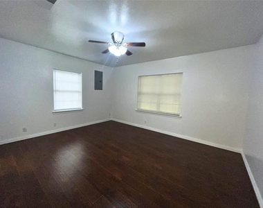 1025 Warden Street - Photo Thumbnail 14