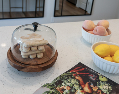 6548 N 15th Drive - Photo Thumbnail 7