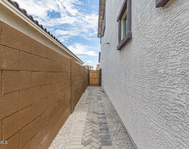 8931 W Colter Street - Photo Thumbnail 21
