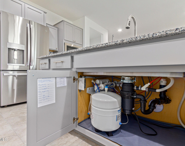 8931 W Colter Street - Photo Thumbnail 7