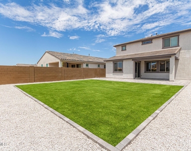 8931 W Colter Street - Photo Thumbnail 1