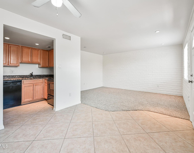 1234 N 36th Street - Photo Thumbnail 4