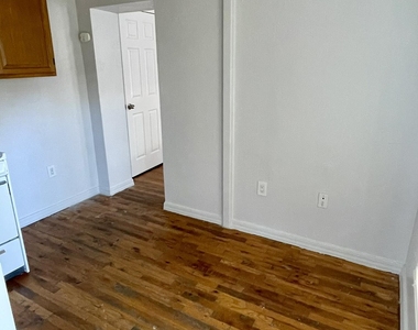 1216 W Roosevelt Street - Photo Thumbnail 3