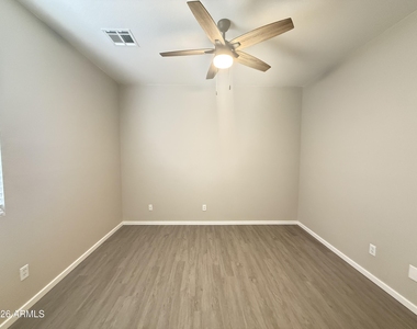 212 S 124th Avenue - Photo Thumbnail 23