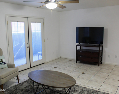 151 E Broadway Road - Photo Thumbnail 8