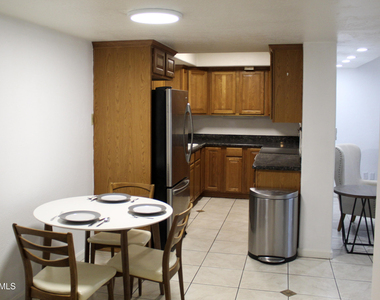 151 E Broadway Road - Photo Thumbnail 3