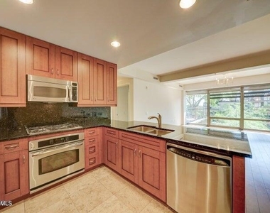 7151 E Rancho Vista Drive - Photo Thumbnail 7