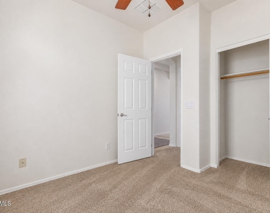 12096 W Eagle Ridge Lane - Photo Thumbnail 18