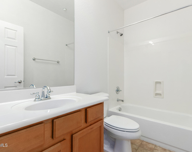 12096 W Eagle Ridge Lane - Photo Thumbnail 16
