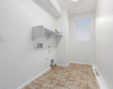 12096 W Eagle Ridge Lane - Photo Thumbnail 21