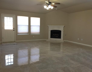 3600 White Summit Lane - Photo Thumbnail 7