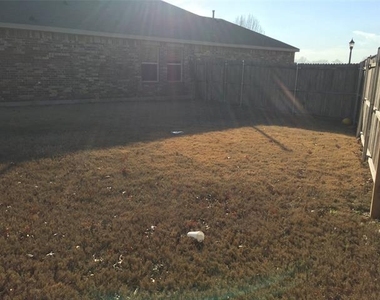 3600 White Summit Lane - Photo Thumbnail 4