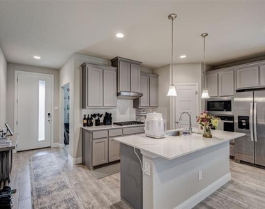 1513 Woodpecker Street - Photo Thumbnail 2