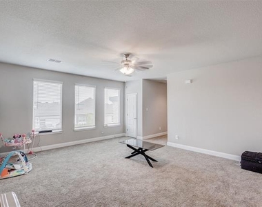 1513 Woodpecker Street - Photo Thumbnail 18