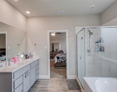 1513 Woodpecker Street - Photo Thumbnail 14