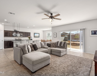 35419 W San Ildefanso Avenue - Photo Thumbnail 2