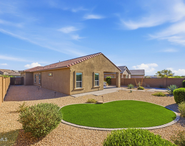 21718 N 58th Street - Photo Thumbnail 20