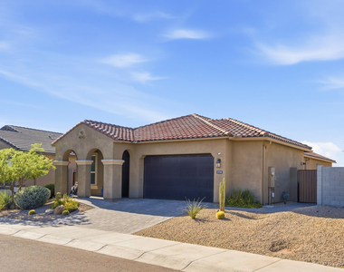 21718 N 58th Street - Photo Thumbnail 1