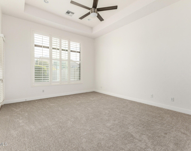 17665 N 98th Way - Photo Thumbnail 14