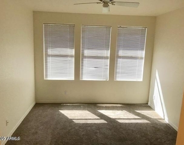 15221 N Clubgate Drive - Photo Thumbnail 17