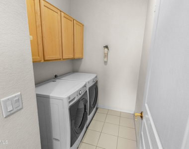 15221 N Clubgate Drive - Photo Thumbnail 32