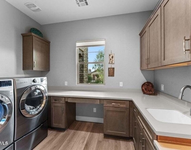3199 Prospector Way - Photo Thumbnail 21