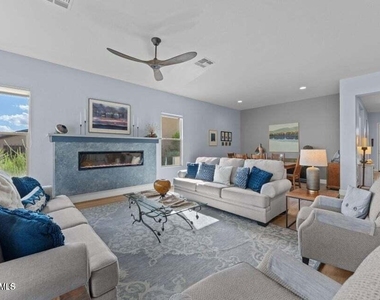 3199 Prospector Way - Photo Thumbnail 5