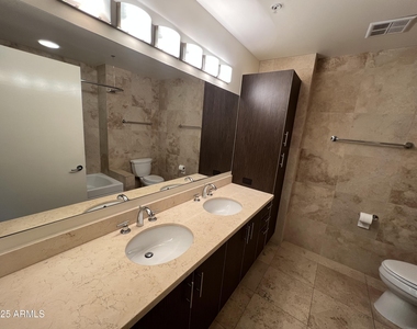 7121 E Rancho Vista Drive - Photo Thumbnail 10