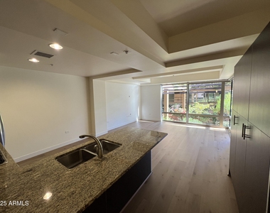 7121 E Rancho Vista Drive - Photo Thumbnail 2