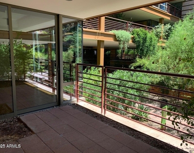 7121 E Rancho Vista Drive - Photo Thumbnail 17