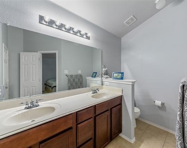 1124 Sophia Street - Photo Thumbnail 31