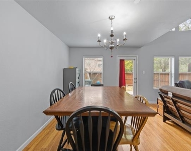 1124 Sophia Street - Photo Thumbnail 18