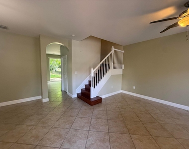 182 Lake Monterey Circle - Photo Thumbnail 4