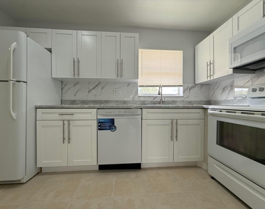 228 Lake Dora Drive - Photo Thumbnail 8