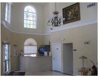 1640 Presidential Way - Photo Thumbnail 2